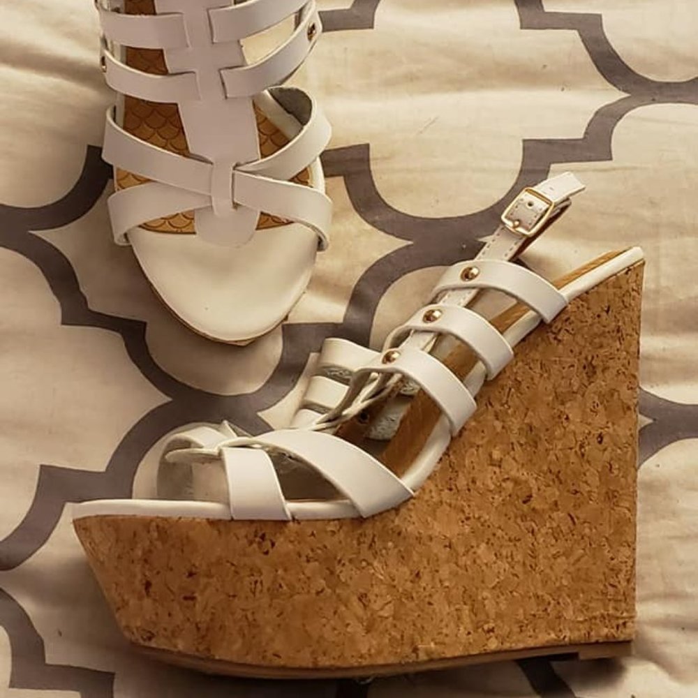 De Blossom Cork Wedge Sandals, White